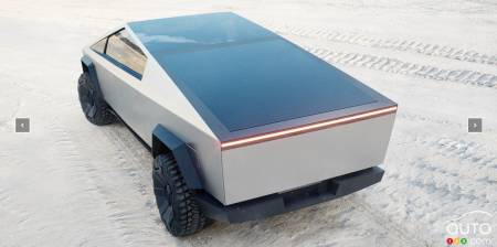 Prototype Tesla Cybertruck, arrière